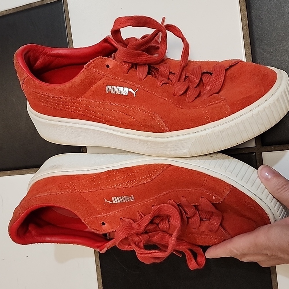 Puma suede platform sneakers size 6.5 - Picture 11 of 11